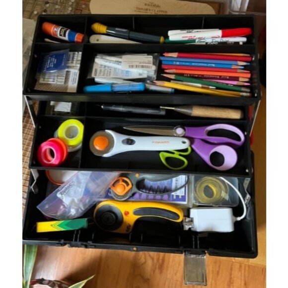 17-Inch Tool Box, Three-Layer Folding Plastic Storage Toolbox - Picture 3 of 3